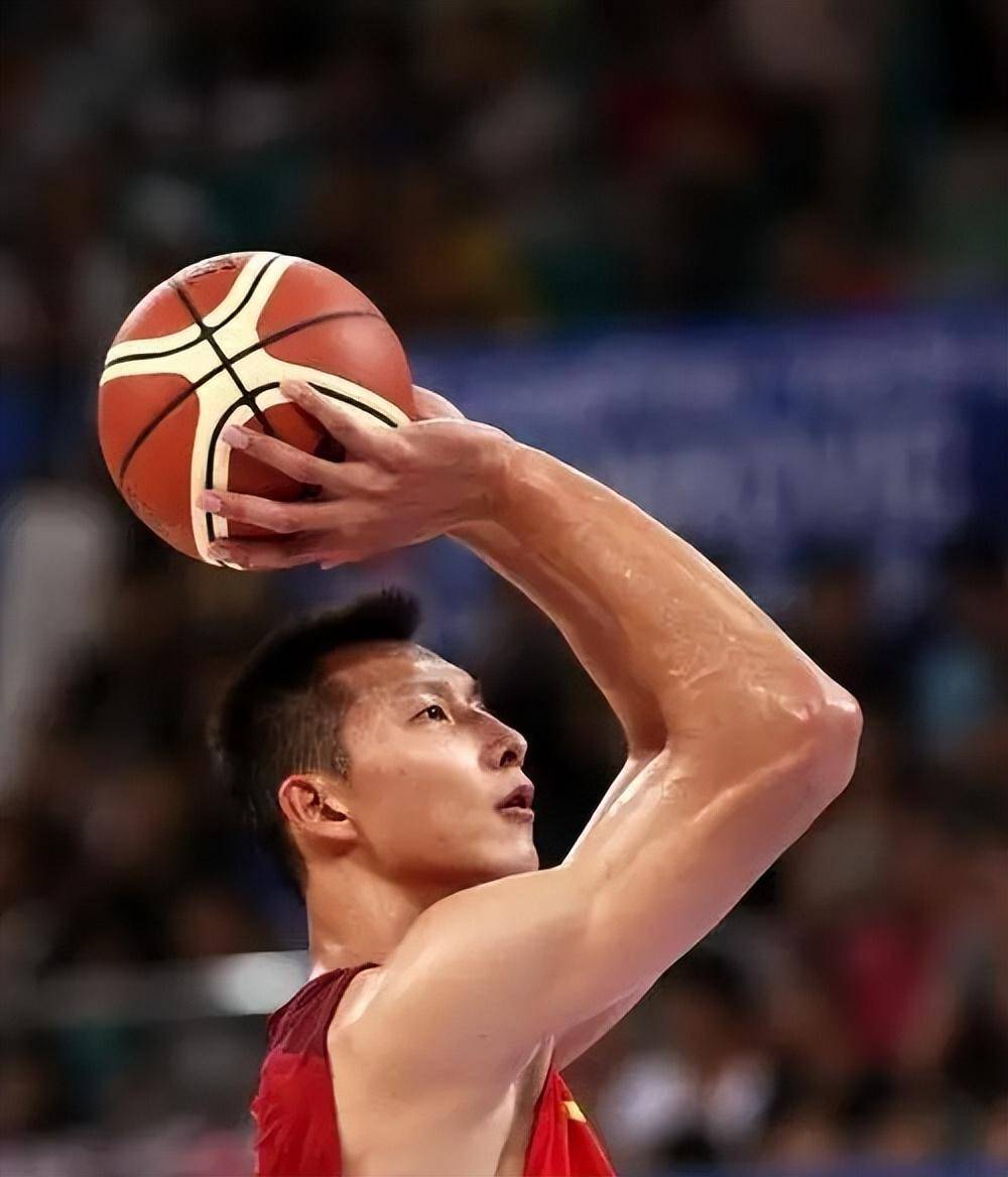 Where is Yi Jianlian from (Where is Yi Jianlian from? Where is your hometown?)